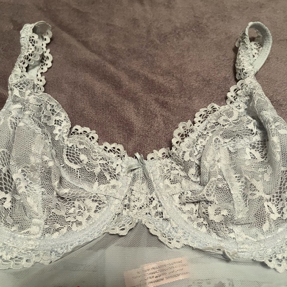 La Vie en Rose - Lingerie Lace Body Suit - Picture 4 of 9